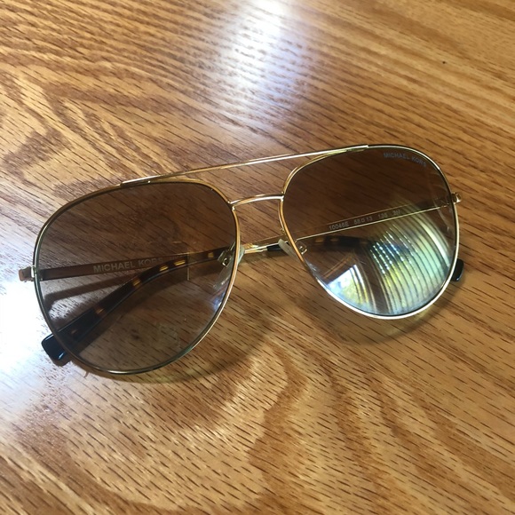 sunglasses galleria mall